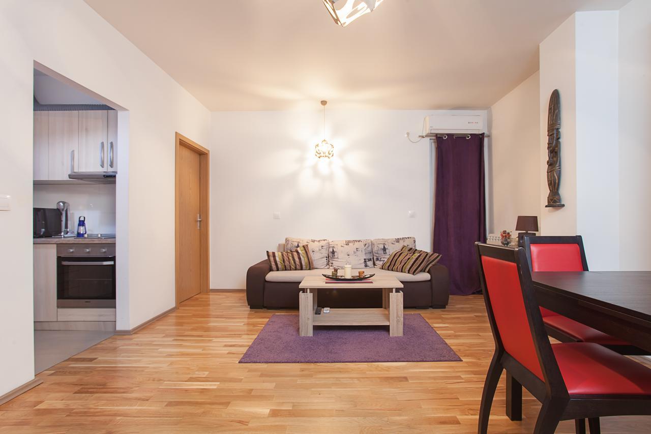 Apartments Skopje Downtown Екстериор снимка
